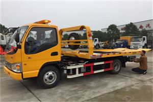 涟源哪里有拖车服务